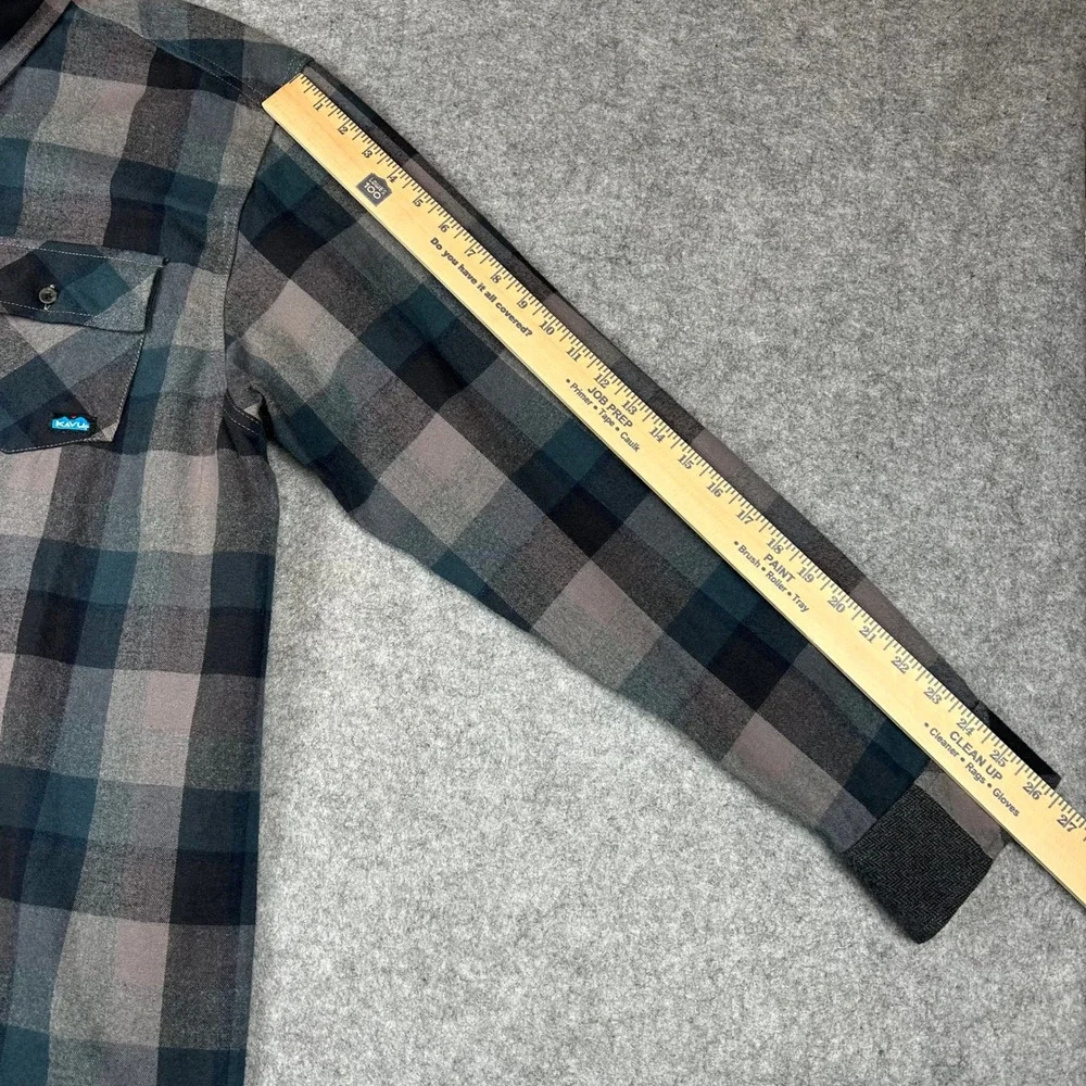KAVU Buffaroni Mens XXL Plaid Flannel Shirt Grey Blue Long Sleeve Button Down